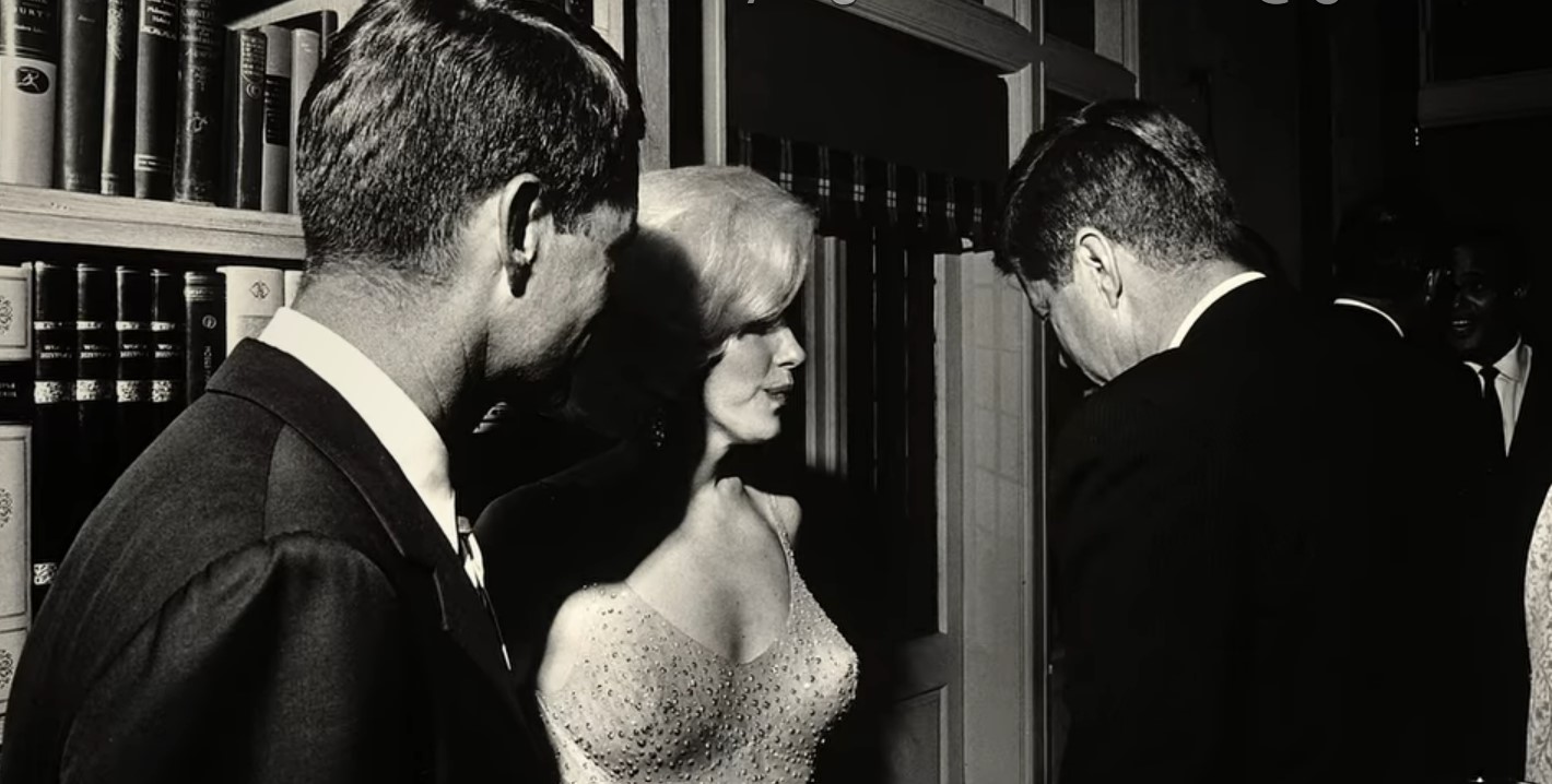 Was Marilyn Monroe Sleeping with Robert Kennedy? Were They Having an Affair?