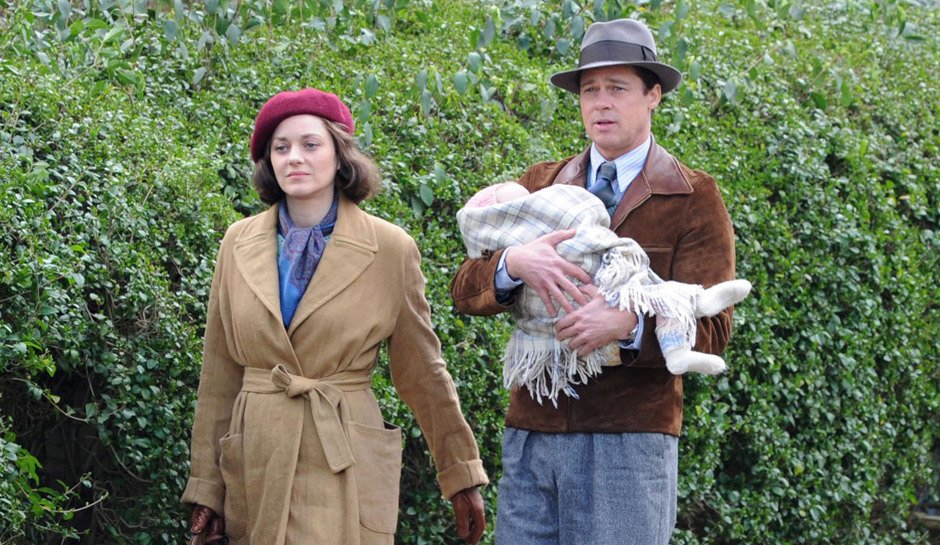 Photo by: KGC-160/STAR MAX/IPx 2016 3/31/16 Brad Pitt and Marion Cotillard on the set of "Five Seconds of Silence" filming on Hampstead Heath. (London, England, UK)