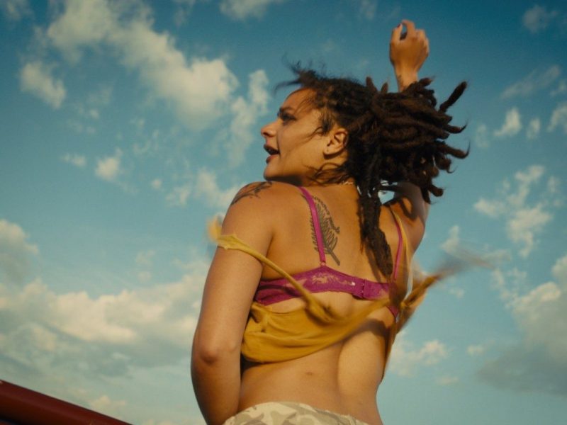 Review: ‘American Honey’ is a Rambling, Intoxicating Portrait of Restlessness