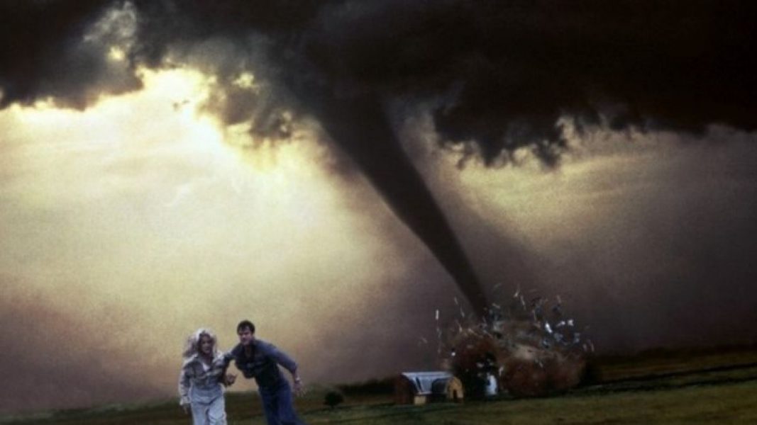 Tornado Movies 8 Best Films About Tornadoes The Cinemaholic