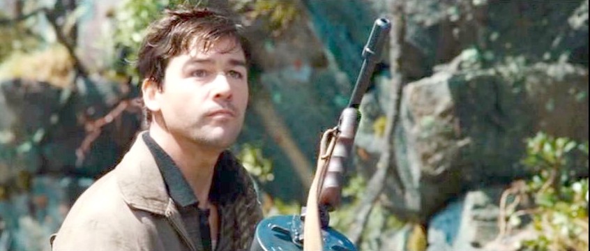 Films Et Séries Tv Avec Kyle Chandler Kyle Chandler Movies | 10 Best Films and TV Shows - The Cinemaholic