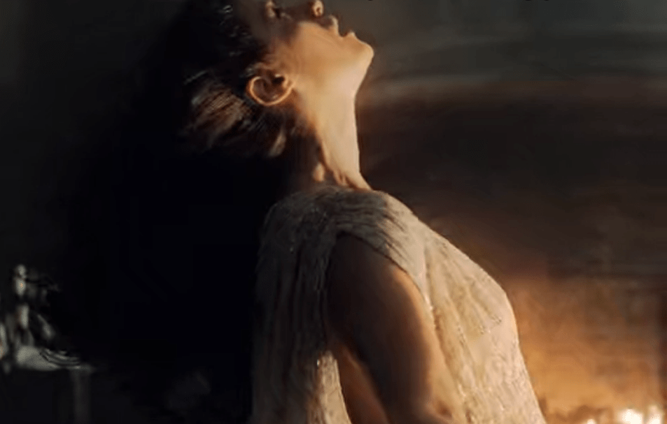 Anya Chalotra Nude Scenes Sexiest Yennefer of Vengerber Ever