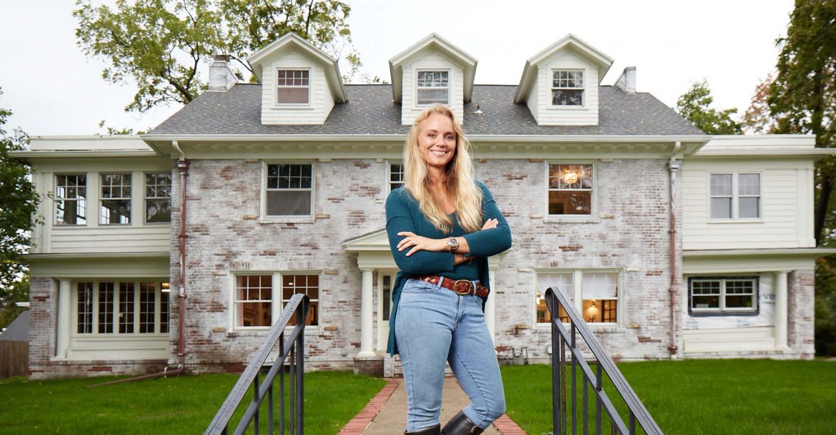 Tamara Day Net Worth 2020 Bargain Mansions Host's Husband and Kids