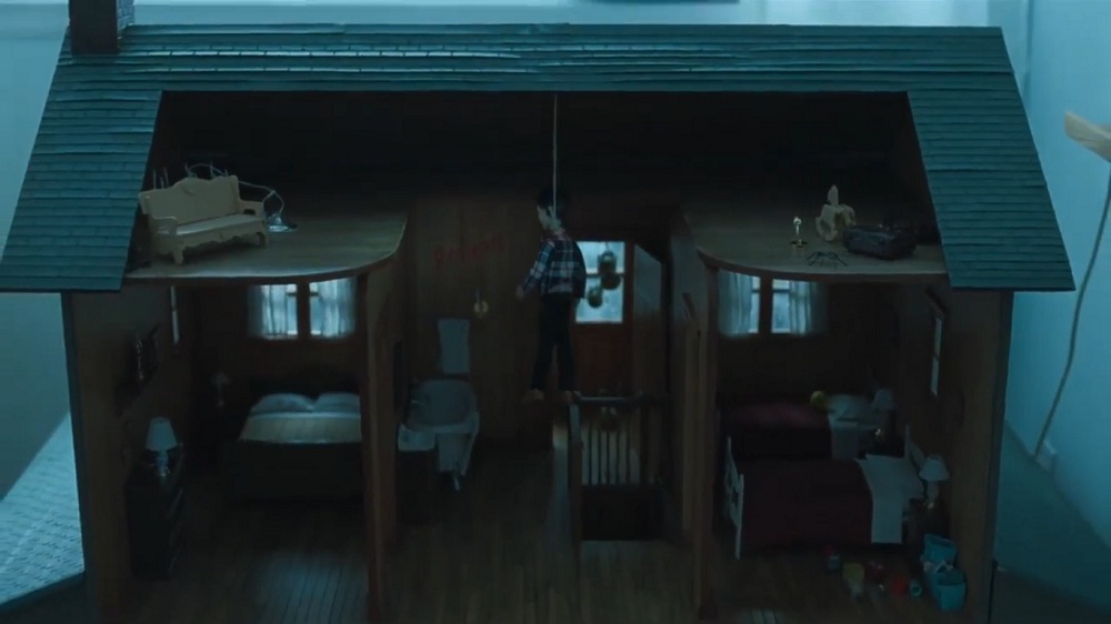 The Lodge Ending, Explained 2019 Movie Plot Summary