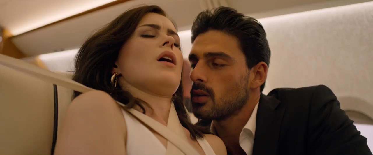 20 Best Erotic Thriller Movies on Netflix Right Now