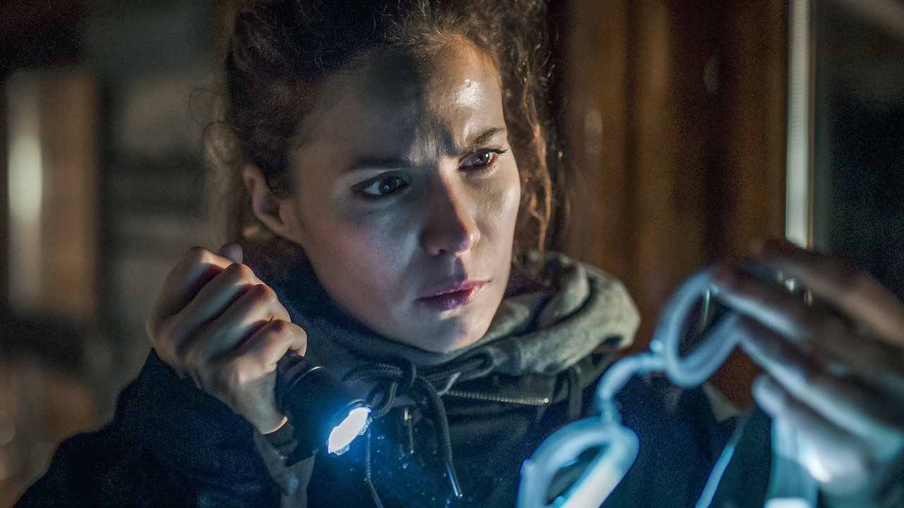 Deadwind Season 1 Recap / Netflix's Deadwind Season 1 Ending, Explained