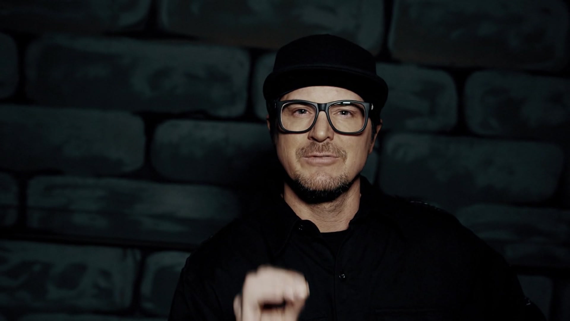 Is Zak Bagans Married? Who is Is Zak Bagans' Wife? Does He Have Kids?