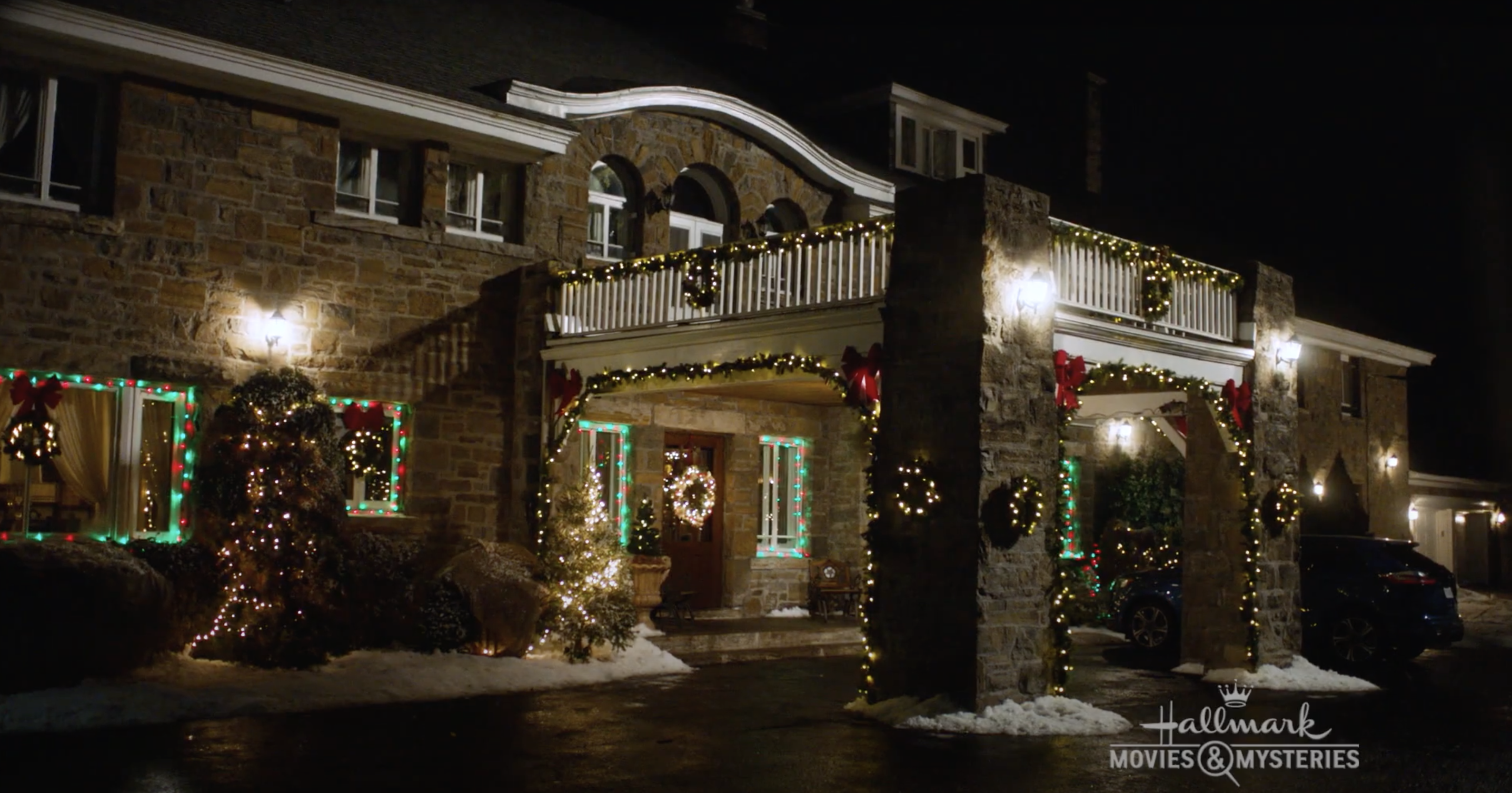 Where Was Swept Up By Christmas Filmed? Hallmark Cast Details