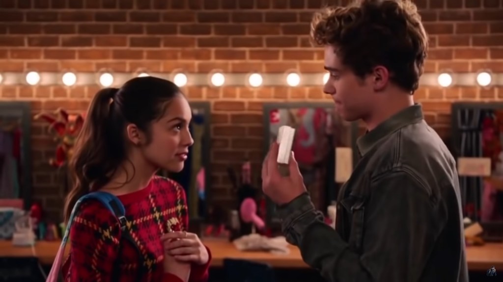 Did Olivia Rodrigo and Joshua Bassett Ever Date? Are They a Couple? Did ...