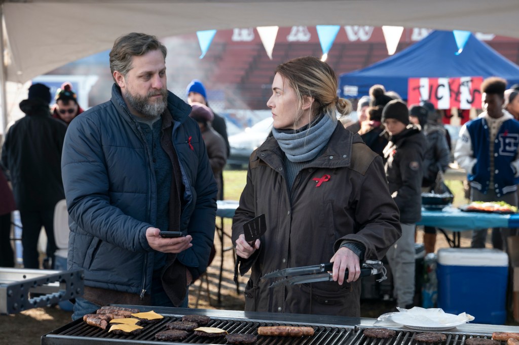 Mare Of Easttown épisode 3 Mare of Easttown Episode 3 Recap/Ending, Explained: Did Deacon Mark
