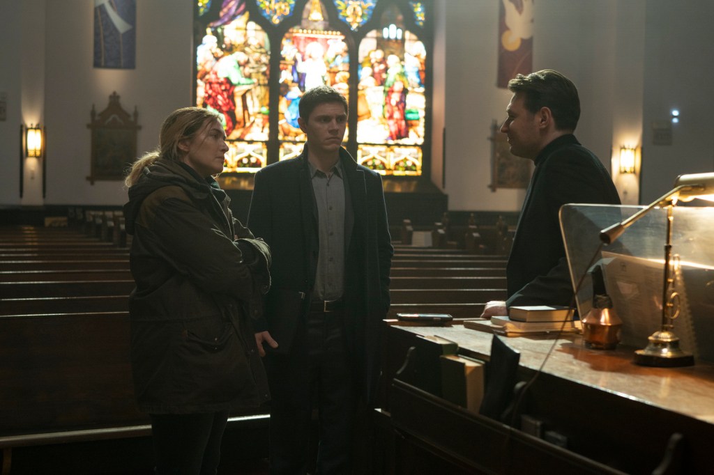 Mare Of Easttown épisode 3 Mare of Easttown Episode 3 Recap/Ending, Explained: Did Deacon Mark