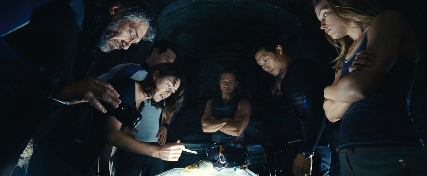 The Cave Rip The Cave Ending, Explained: Is Jack Dead or Alive? Is Kathryn Infected?