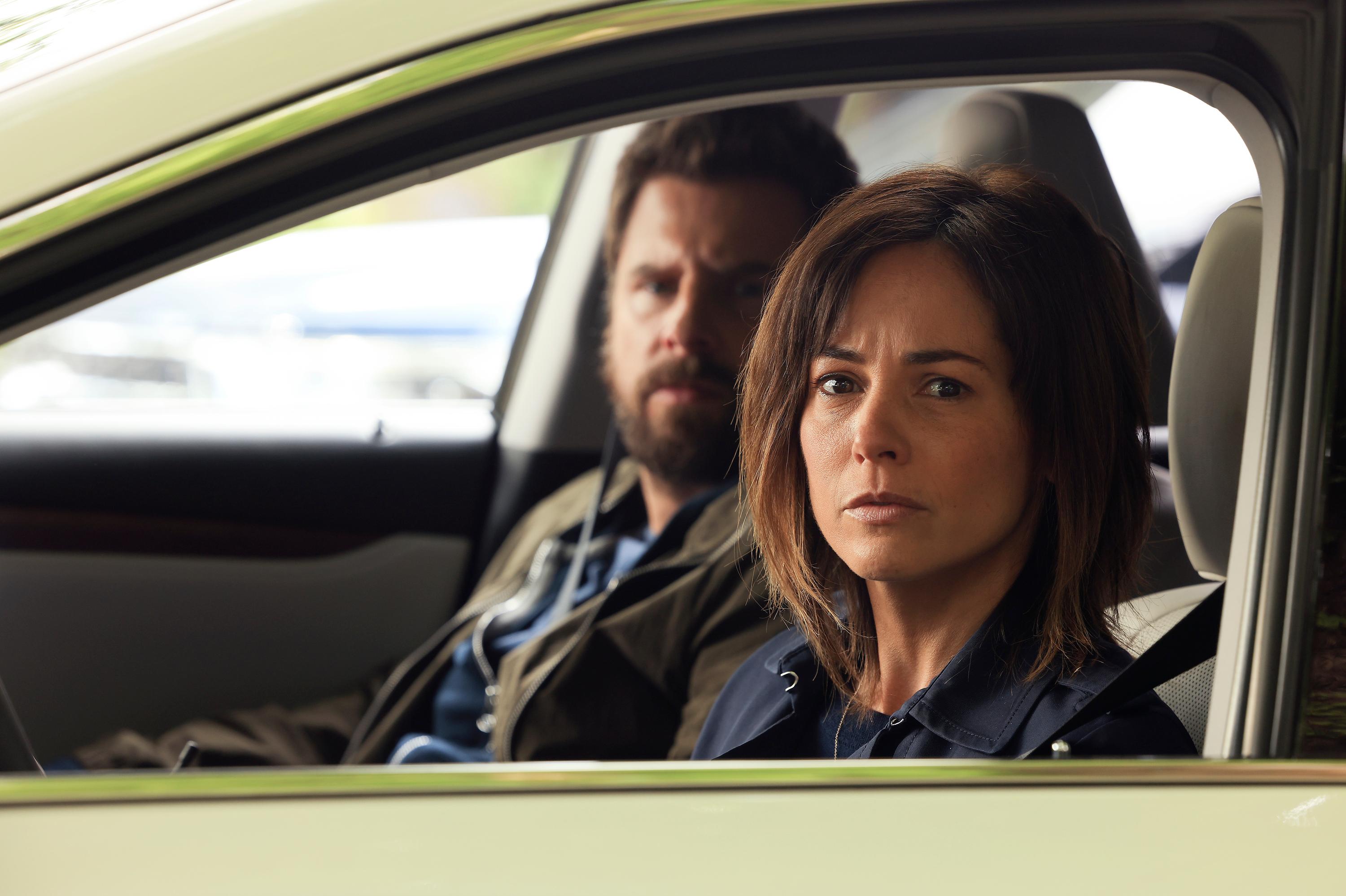 Why is Stéphanie Szostak's Delilah Dixon Leaving a Million Little Things?