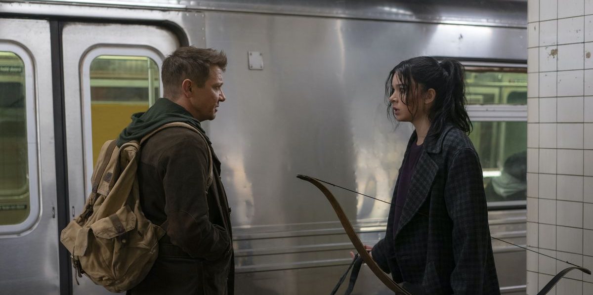 Do Hawkeye’s Jeremey Renner and Hailee Steinfeld Know Archery in Real Life?