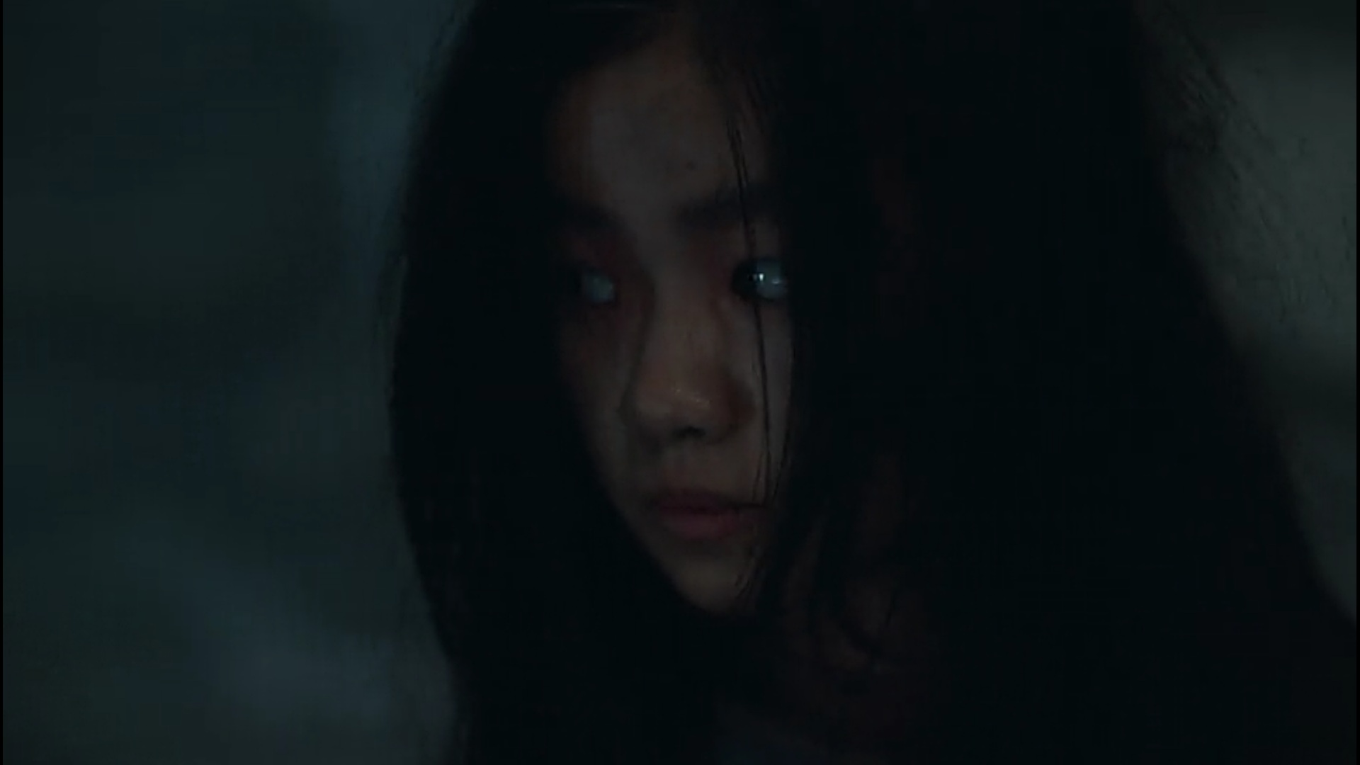 Who is Luna in The Silent Sea?