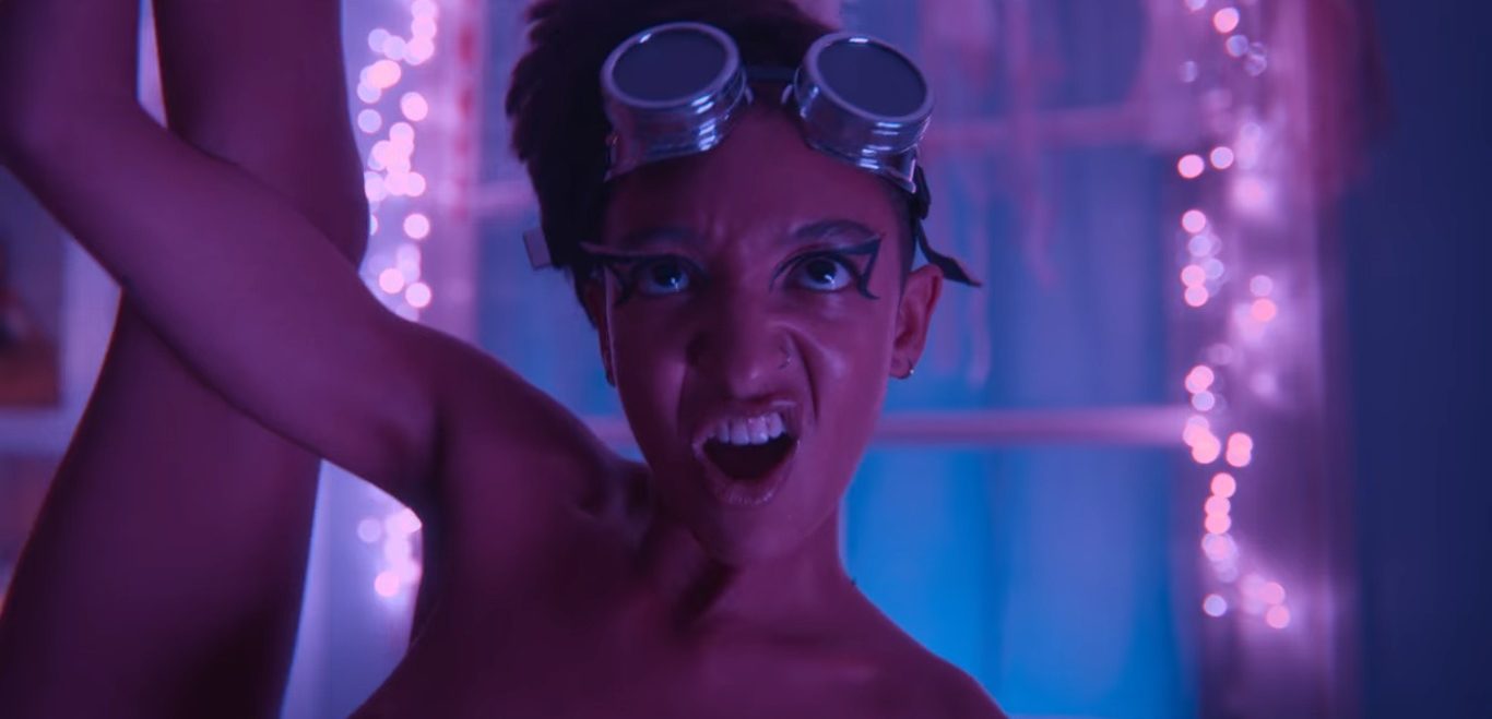 Nude scenes sex education season 3