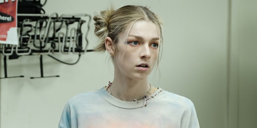 What Mental Illness Does Jules Have In Euphoria