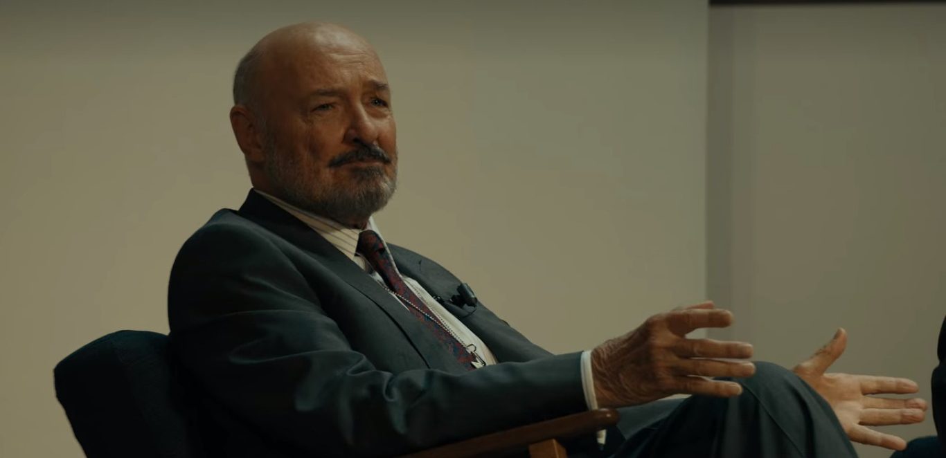 Why Does Jane Kill Her Father Martin Queller in Pieces of Her?