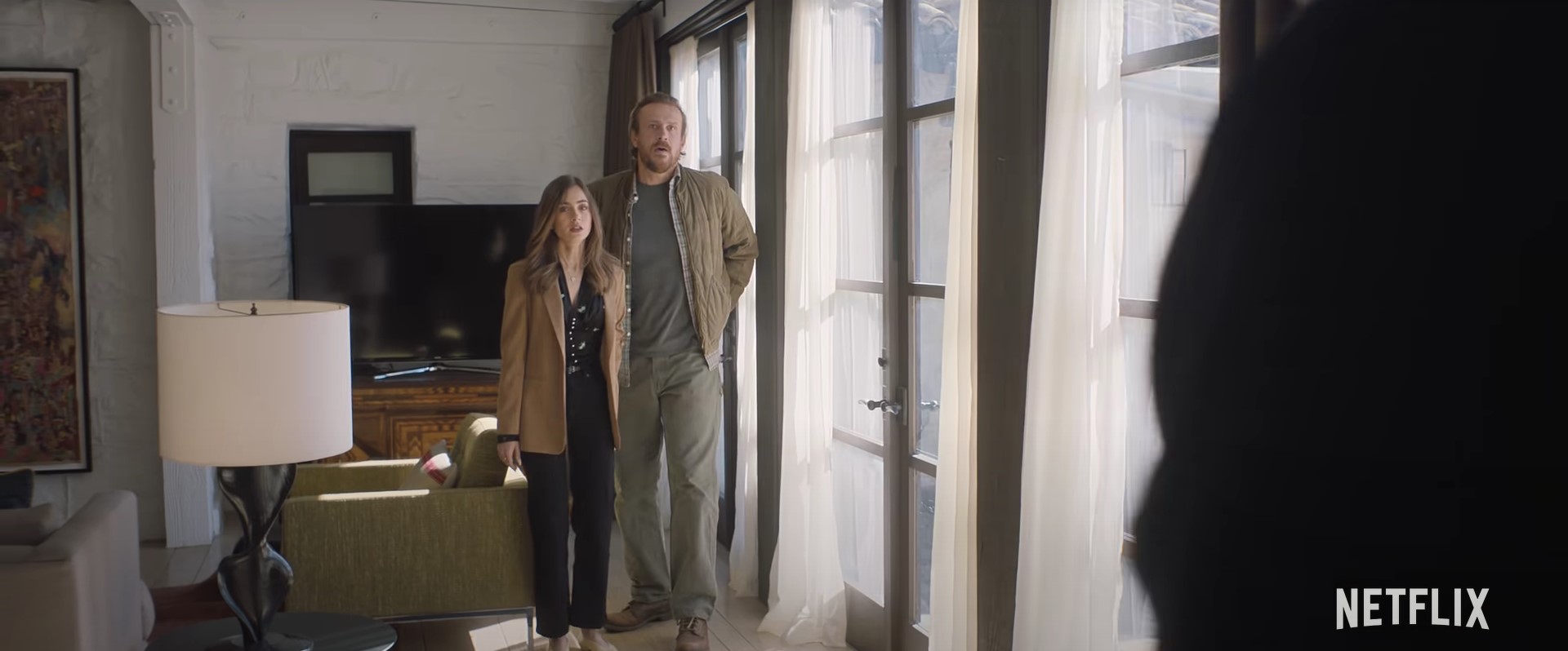 Why Does the Wife Kill CEO/Husband in Windfall?