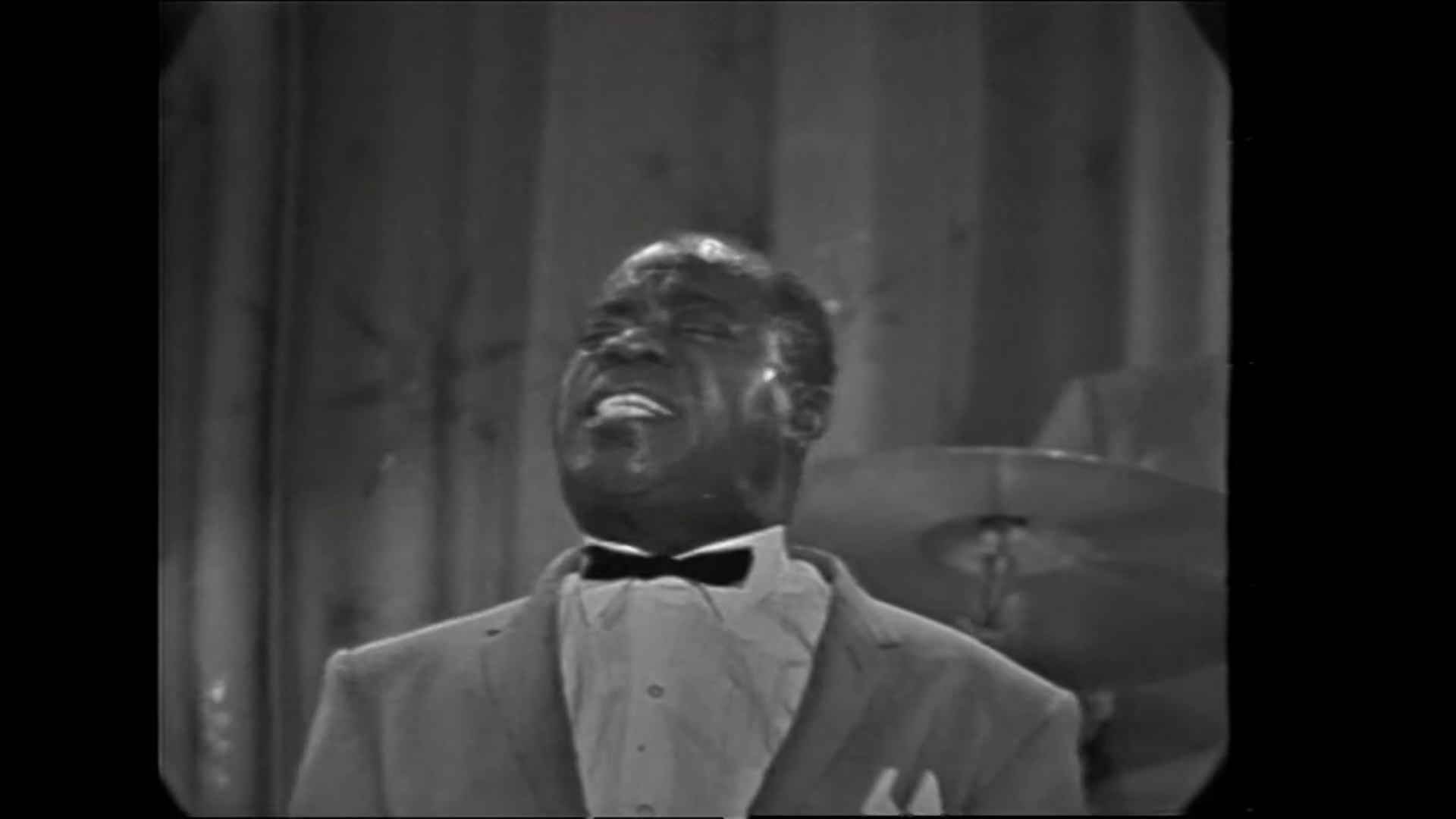 How Did Richard Nixon Smuggle Marijuana For Louis Armstrong?