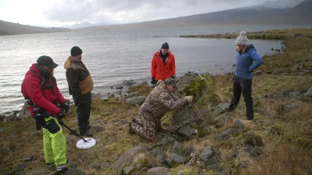 How to Reach Adak Island? Is Gold Treasure Hunting Legal There?