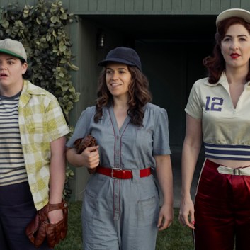 A League of Their Own Ending, Explained: Do the Rockford Peaches Win the Championship?