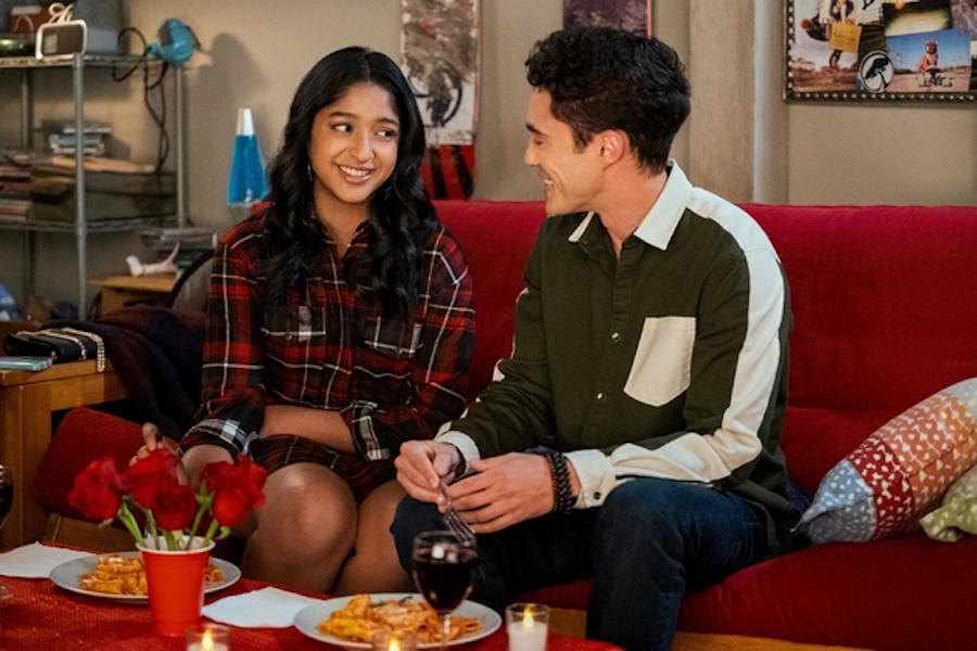 Do Devi and Paxton Break Up in Never Have I Ever Season 3?