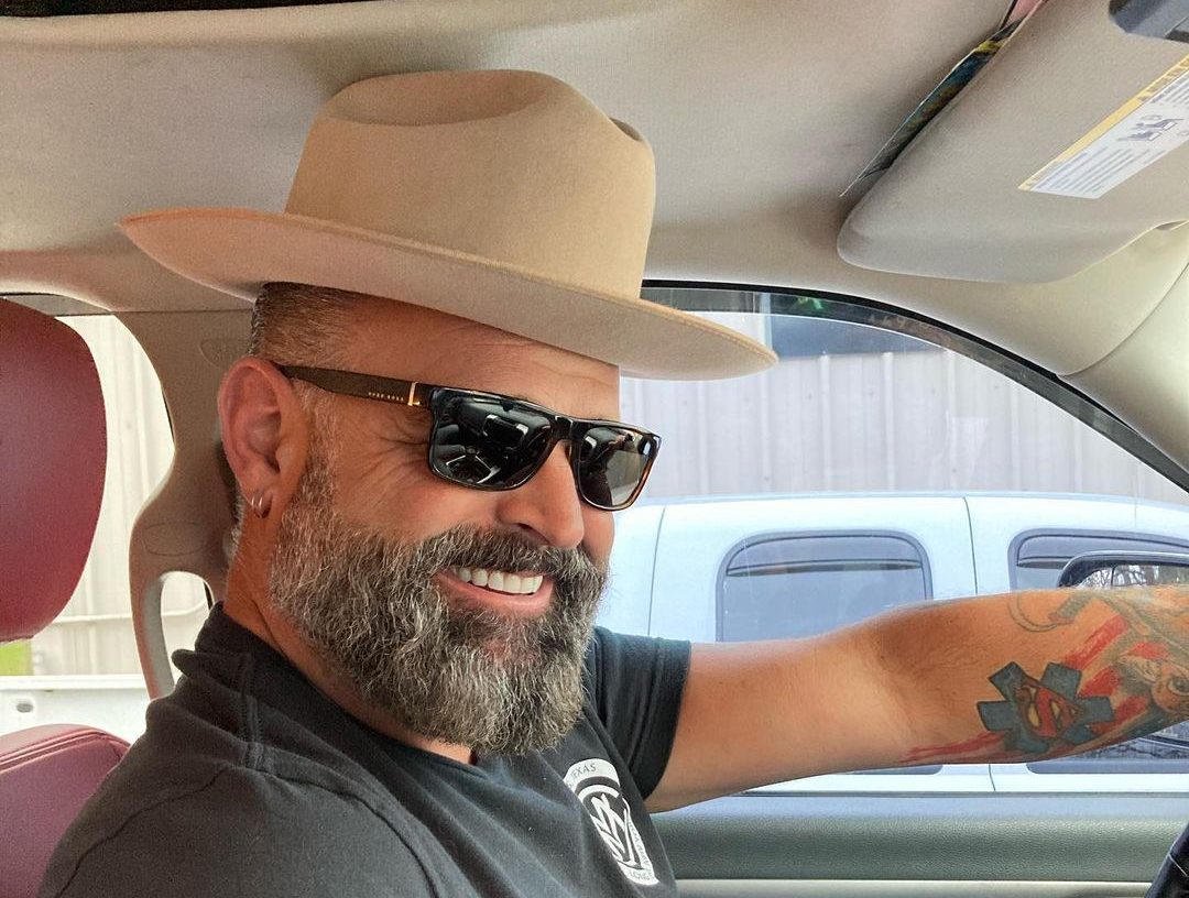 Russell J. Holmes The TV Star Shares a Happy Life With Wife Laura Holmes