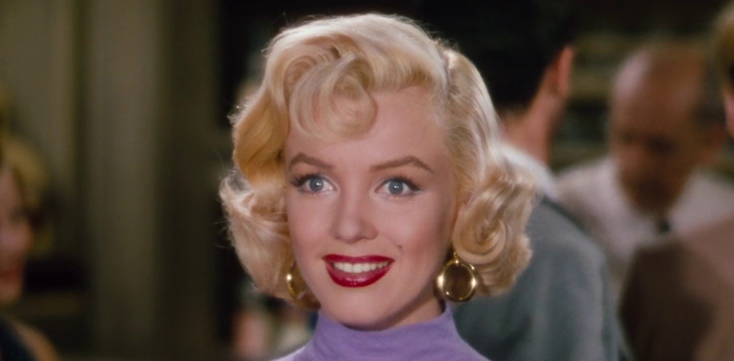 Marilyn Monroe's Iconic Blonde Hair - wide 9