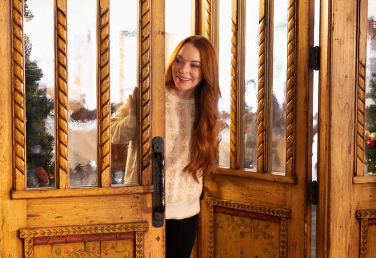 Does Lindsay Lohan Sing in Falling for Christmas? Where to Listen to the Movie’s Soundtrack?