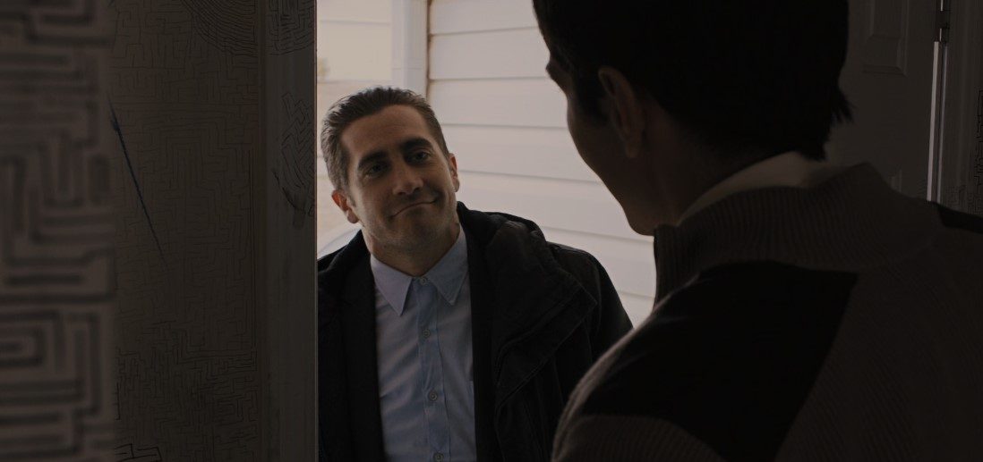 Why Does Jake Gyllenhaal’s Detective Loki Twitch in Prisoners? Does He Have a Tic?