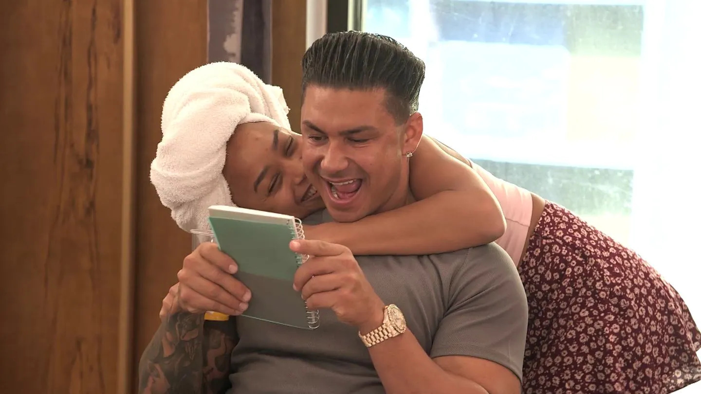 Pauly D and Nikki Hall Is the Jersey Shore Duo Still Romantically