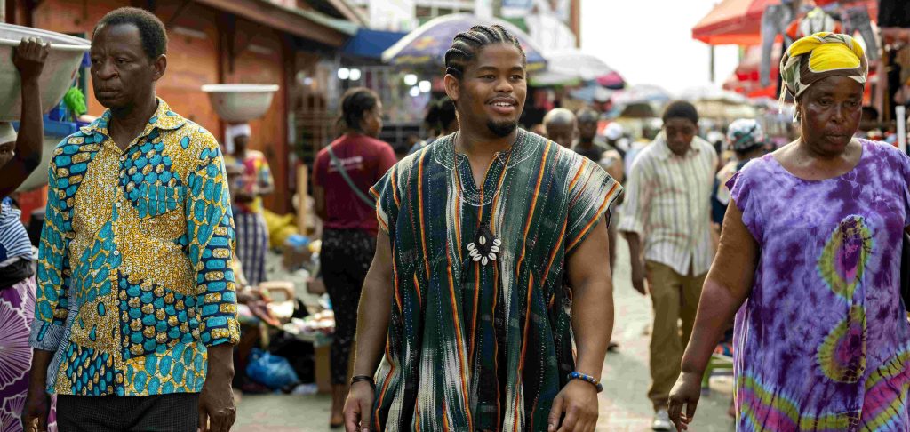 Does Leon Die in Snowfall? Theories