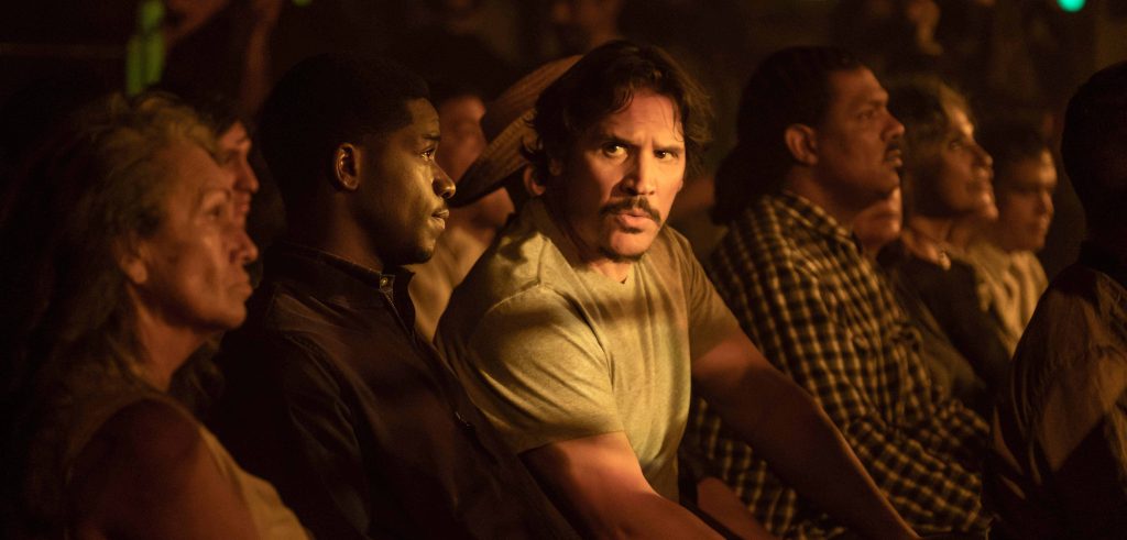 Does Sergio Peris-Mencheta’s El Oso Die in Snowfall? Theories