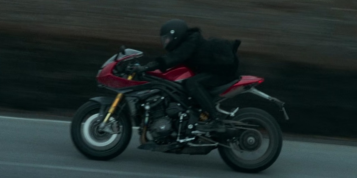 What Motorcycle Does Gal Gadot Ride in Heart of Stone?