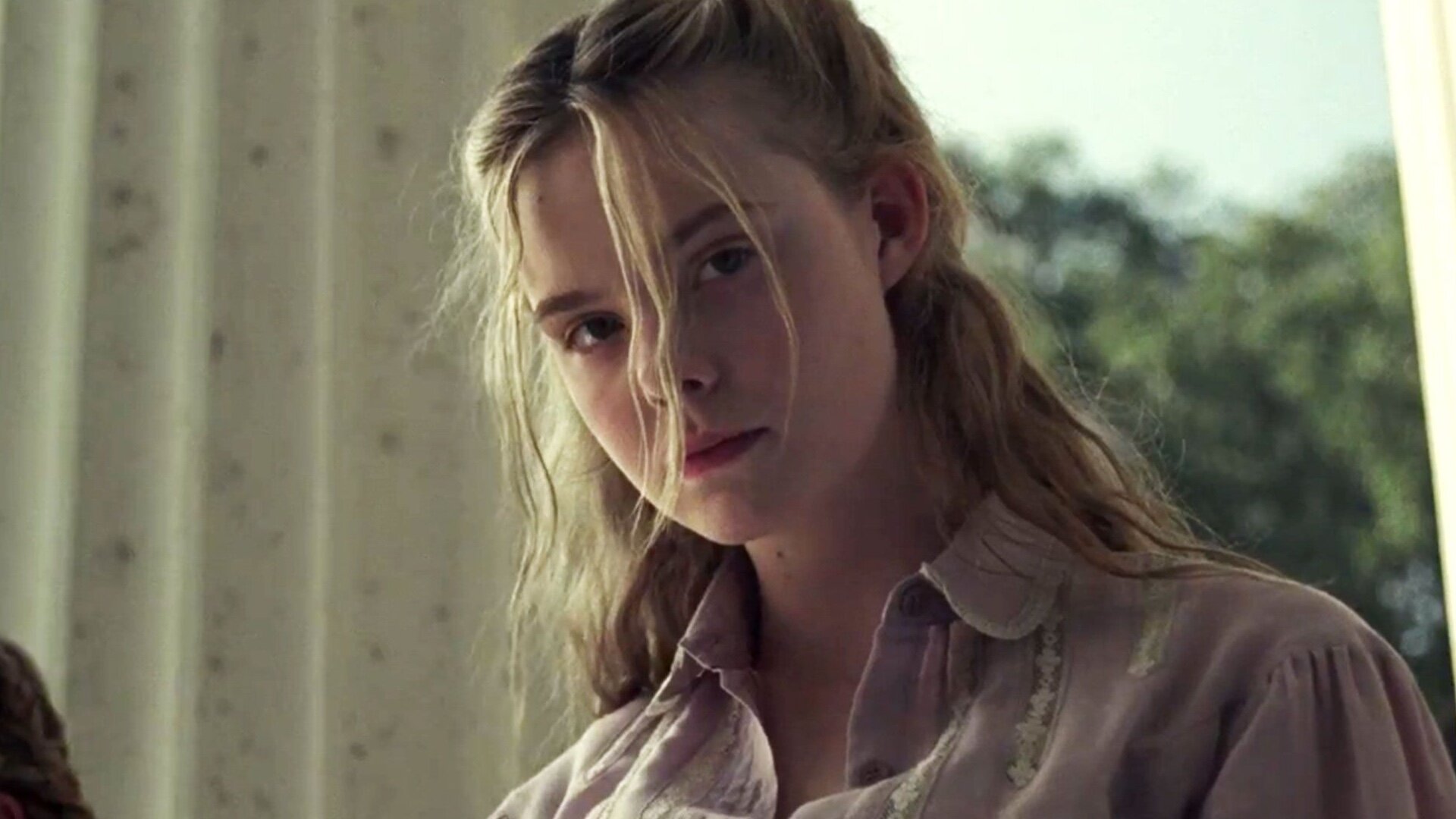 elle fanning joins barry levinsons film about the making of the godfather