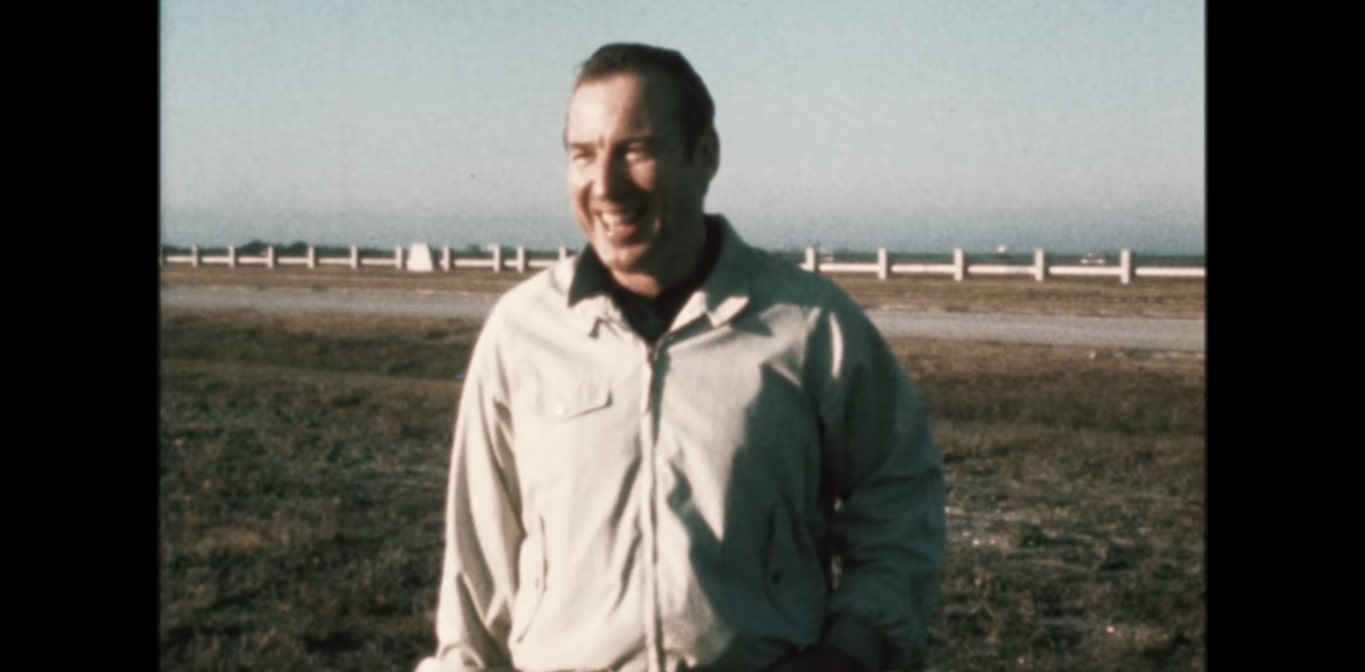 Jim lovell where is the apollo 13 commander today 