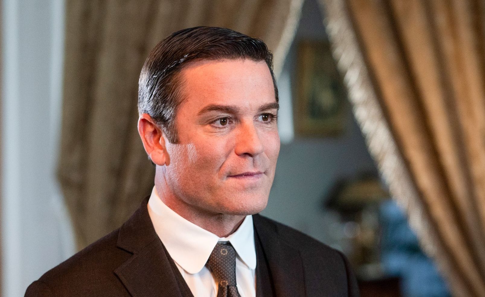 Murdoch Mysteries Renewed for Season 19 at CBC