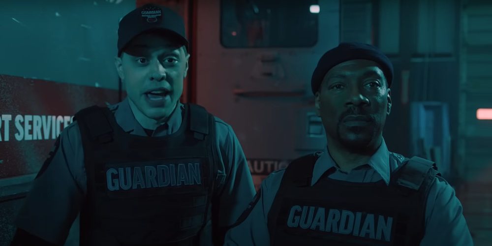 Eddie Murphy and Pete Davidson in 'The Pickup'