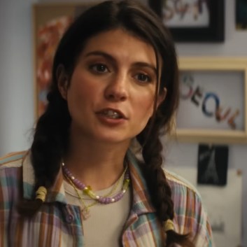 People We Meet on Vacation Ending Explained: Do Alex and Poppy End Up Together?