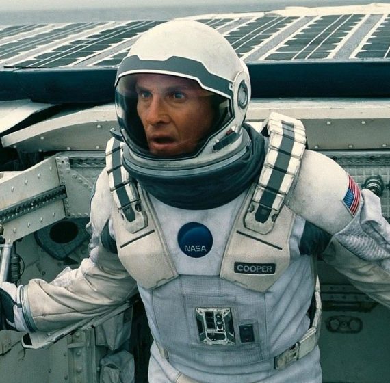 12 Movies Like Interstellar on Netflix Right Now