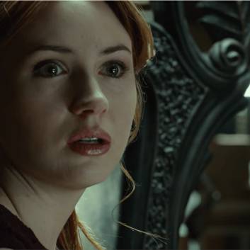 Oculus Ending Explained: Is Kaylie Dead? Does She Become a Ghost?