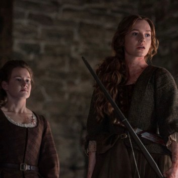 Outlander: Blood of My Blood Season 2 Episode 3 Recap: Rabbits Don’t Swim